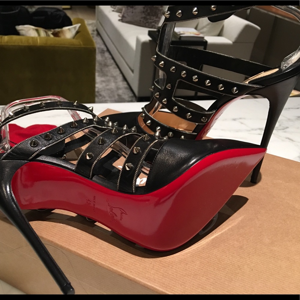 🛑SOLD🛑, Rare/Louboutin black/Spikes 42- 10US - Picture 3 of 7